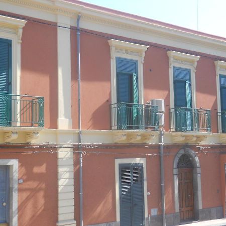 Antico Palazzo Bed & Breakfast Giardini Naxos Ngoại thất bức ảnh