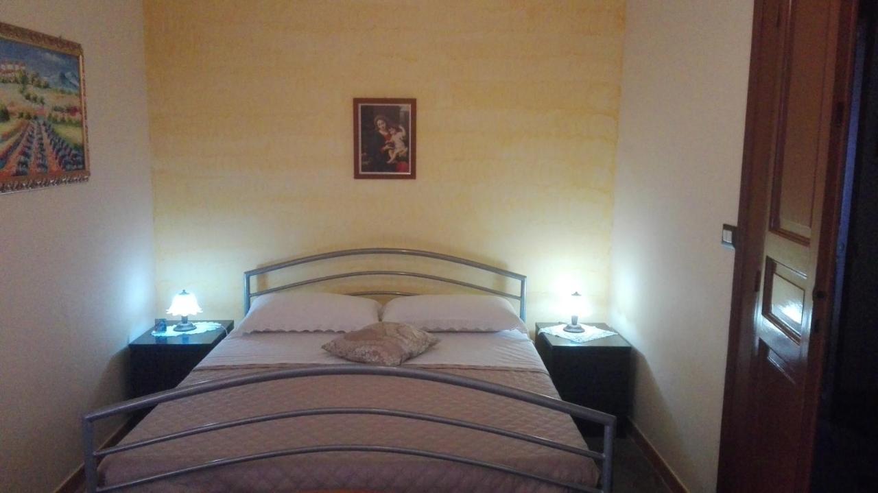 Antico Palazzo Bed & Breakfast Giardini Naxos Ngoại thất bức ảnh