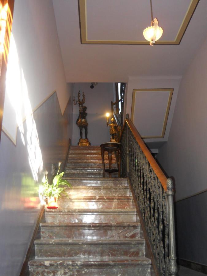 Antico Palazzo Bed & Breakfast Giardini Naxos Ngoại thất bức ảnh