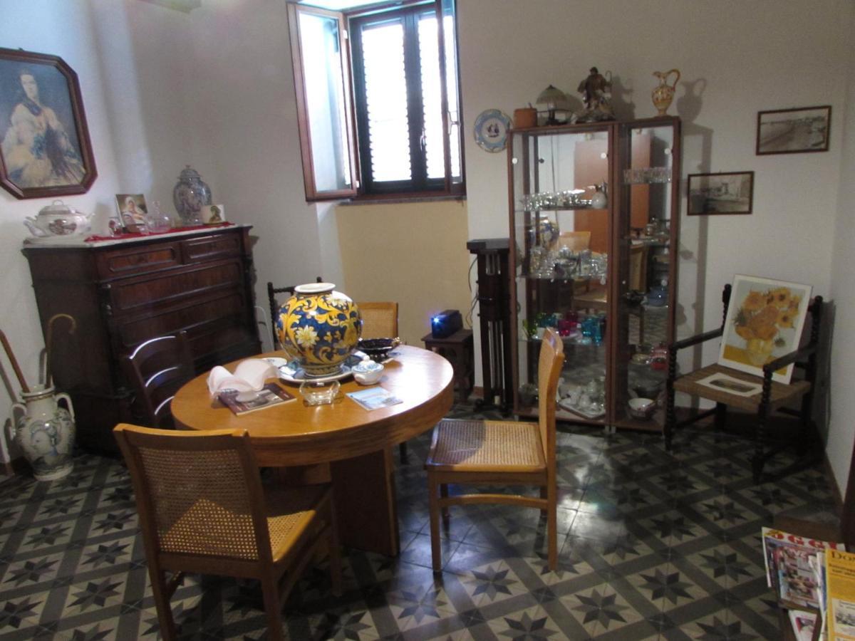 Antico Palazzo Bed & Breakfast Giardini Naxos Ngoại thất bức ảnh